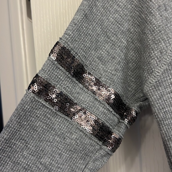 Harley Davidson long sleeve - Picture 4 of 5